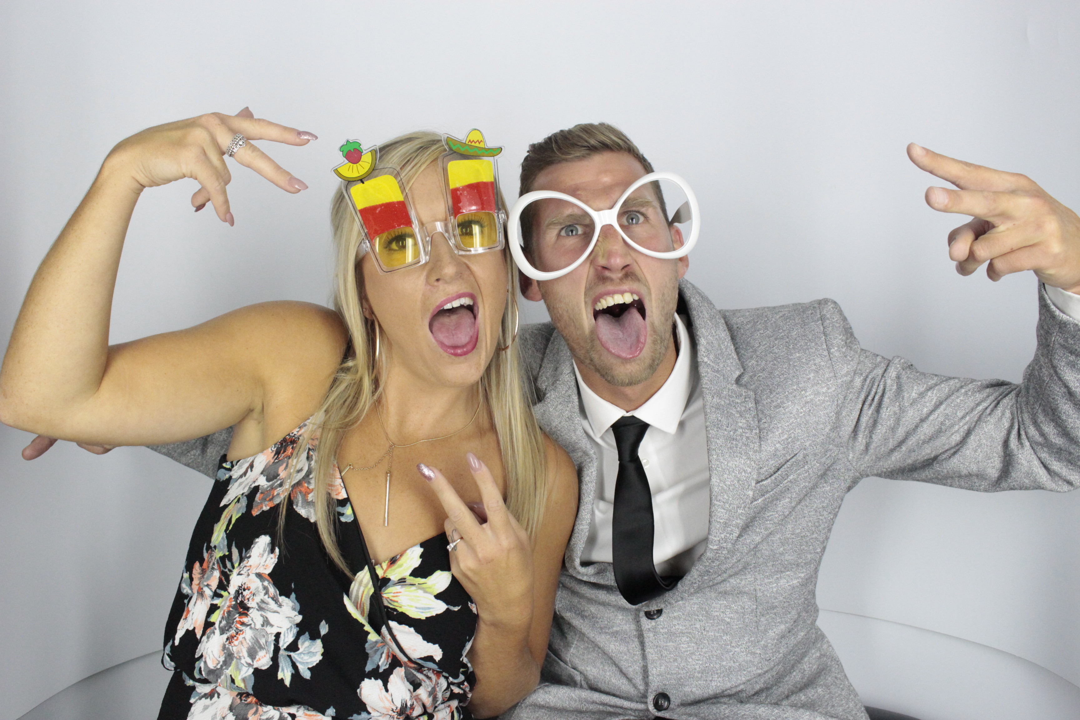  Heather & Daniel's Wedding | View more photos from the event at gallery.myphotoboothexperience.co.uk/u/MyPhotoBoothExperienceLtd/Heather-Daniels-Wedding